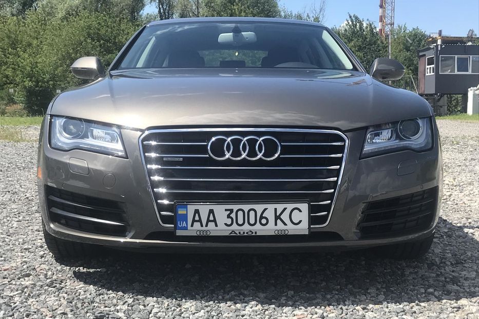 Продам Audi A7 2013 года в Киеве