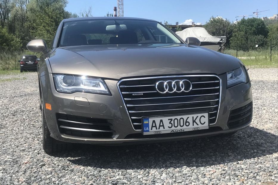 Продам Audi A7 2013 года в Киеве