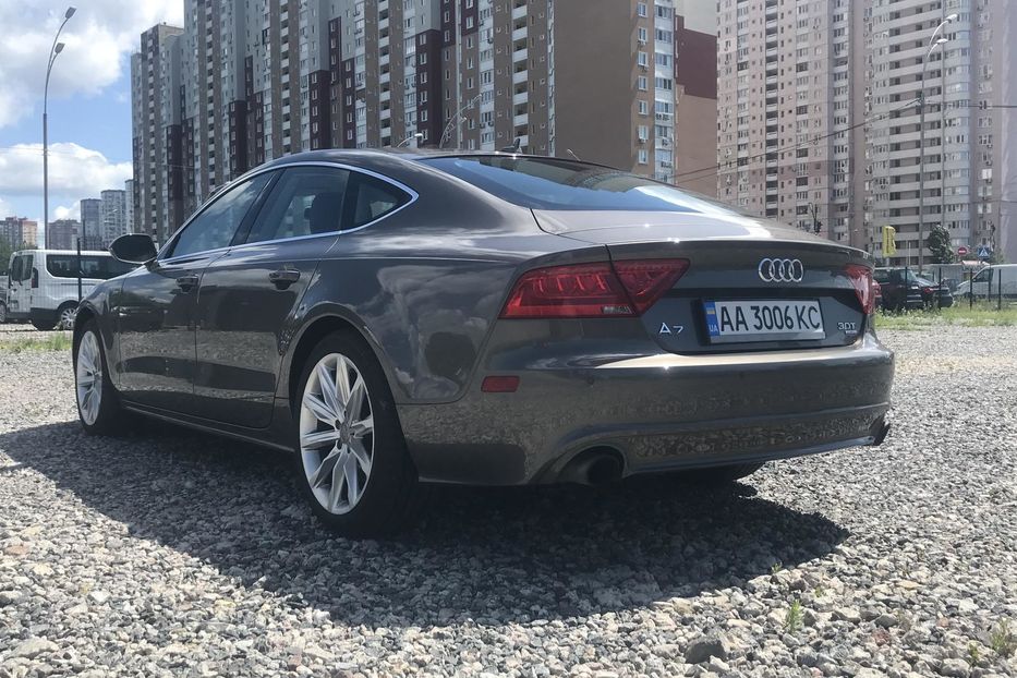 Продам Audi A7 2013 года в Киеве