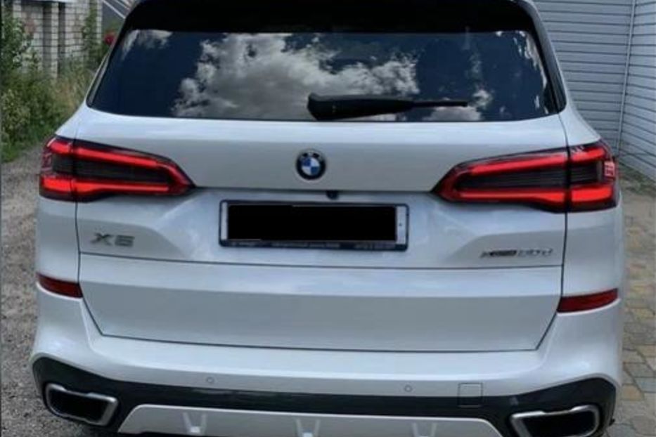 Продам BMW X5 2019 года в Киеве