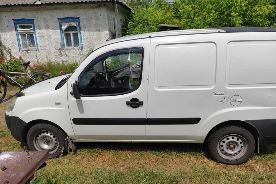 Продам Fiat Doblo груз. 2005 года в Полтаве