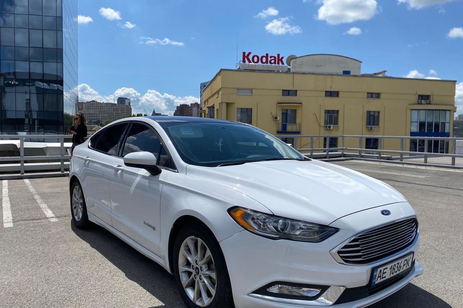 Продам Ford Fusion Hybrid 2017 года в Днепре