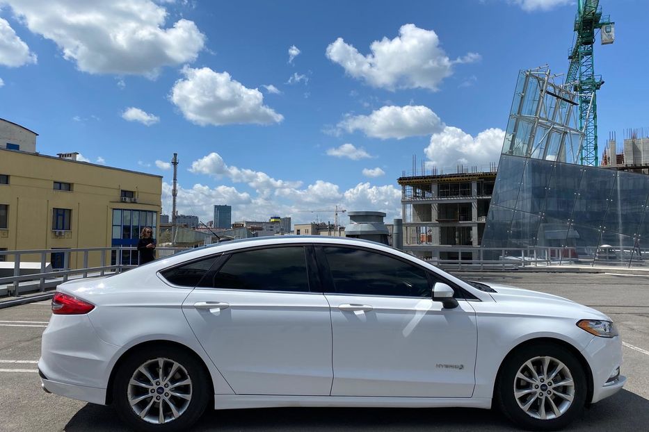 Продам Ford Fusion Hybrid 2017 года в Днепре