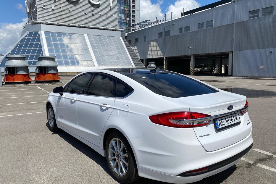 Продам Ford Fusion Hybrid 2017 года в Днепре