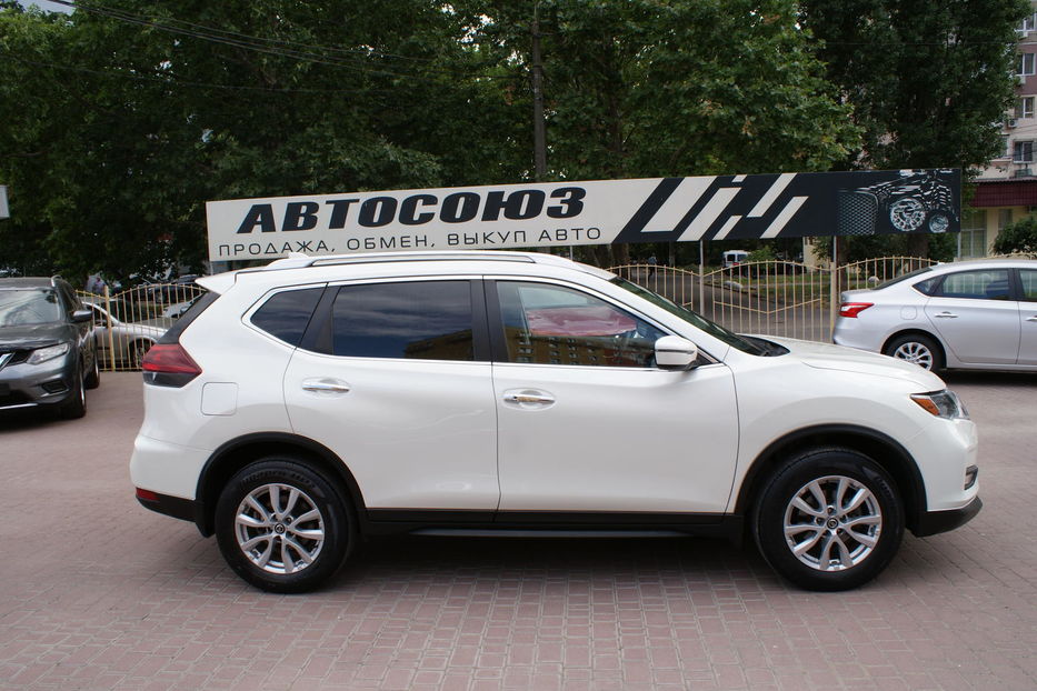 Продам Nissan Rogue SV 2018 года в Одессе