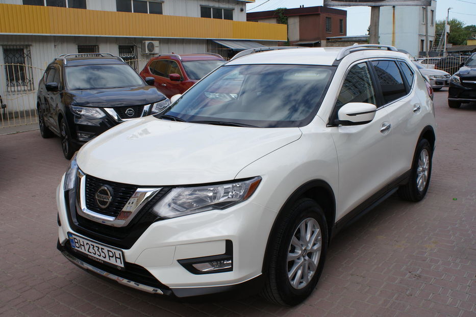 Продам Nissan Rogue SV 2018 года в Одессе