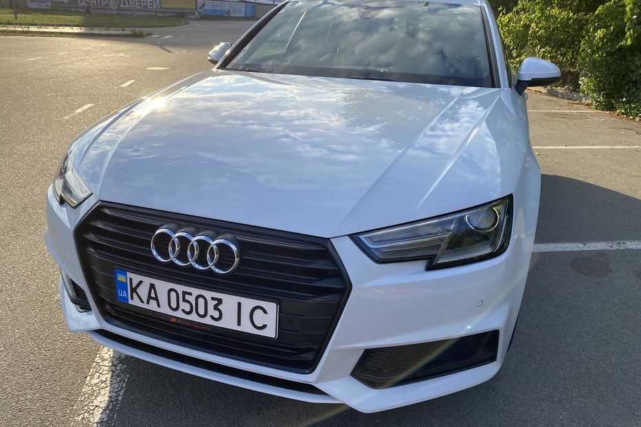 Продам Audi A4 2019 года в Киеве