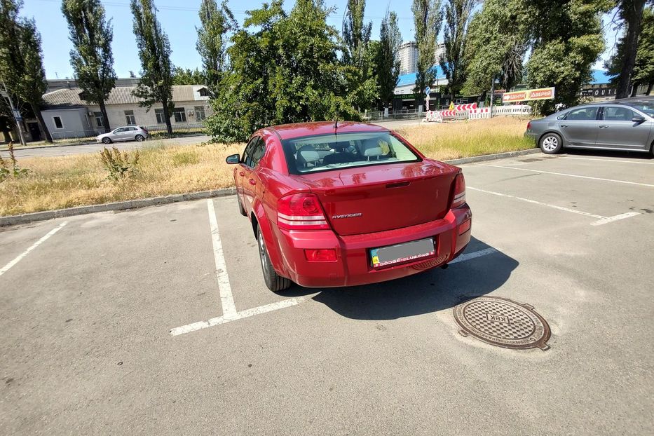 Продам Dodge Avenger 2008 года в Киеве