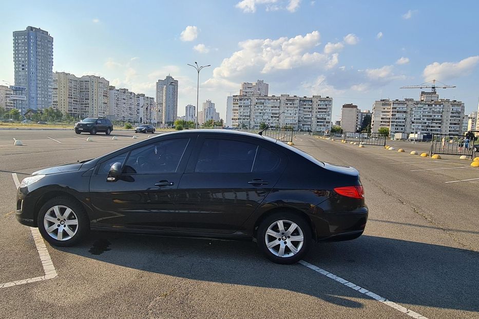 Продам Peugeot 408 2012 года в Киеве