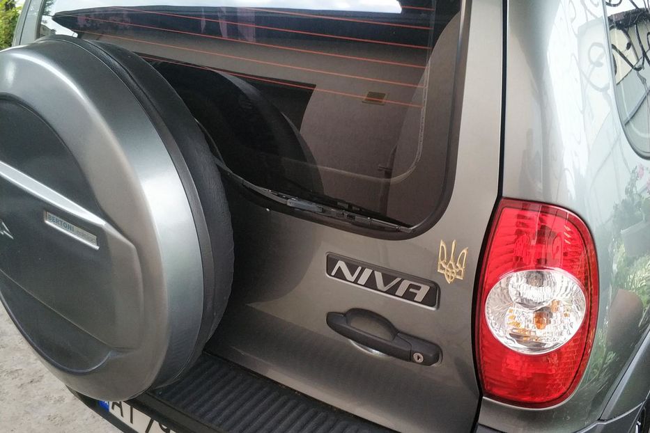 Продам Chevrolet Niva Chevrolet Niva 1.7 MT 2016 года в г. Борисполь, Киевская область
