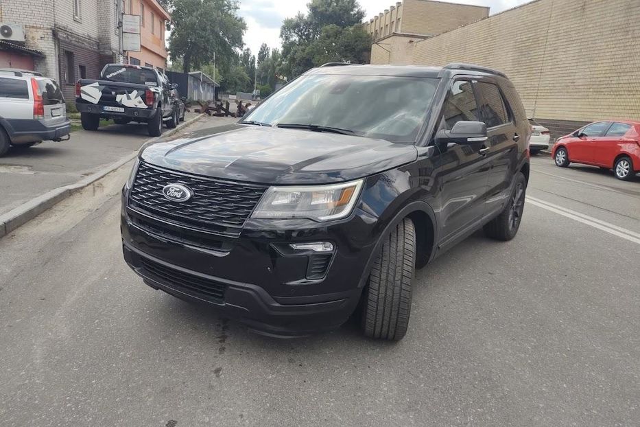 Продам Ford Explorer Black Edition 2018 года в Киеве