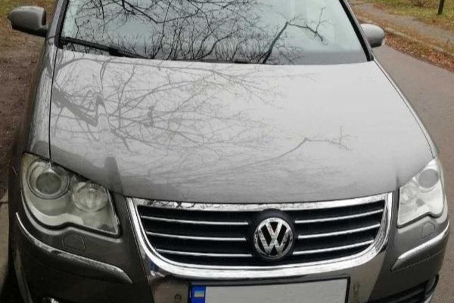 Продам Volkswagen Touran 2007 года в Киеве