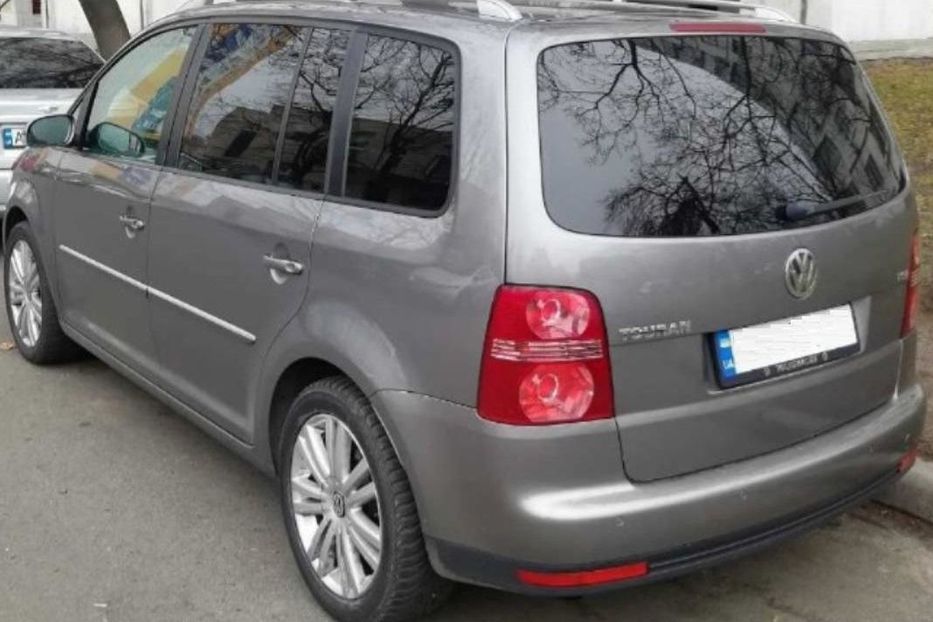 Продам Volkswagen Touran 2007 года в Киеве