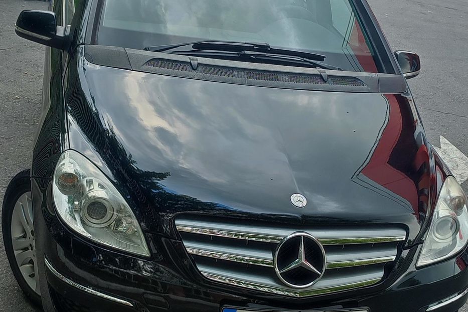 Продам Mercedes-Benz B 180 2011 года в Днепре