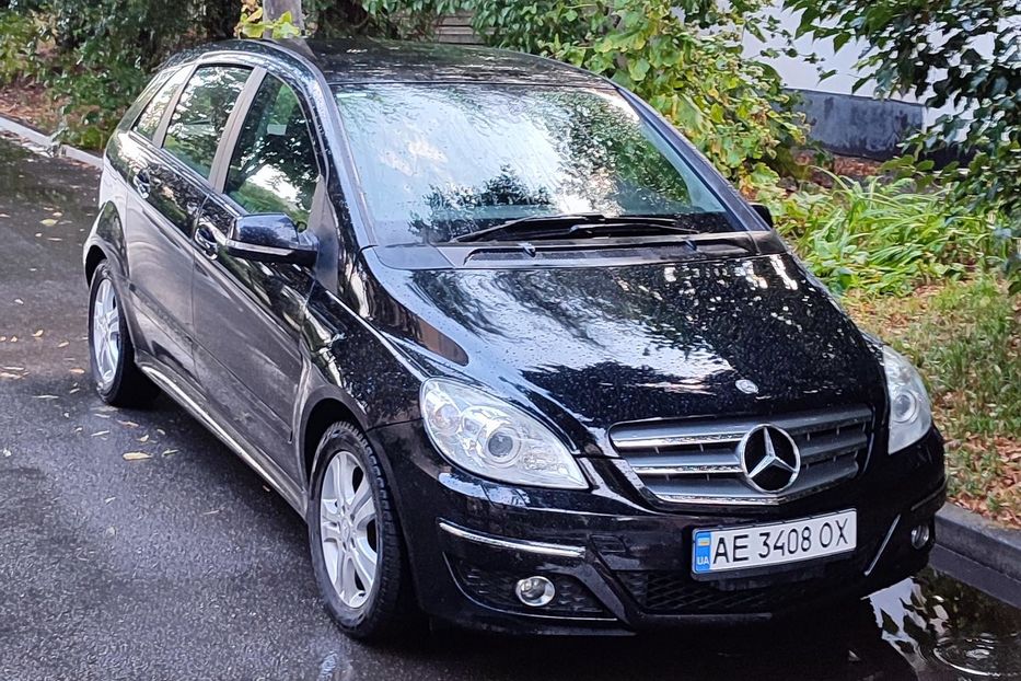 Продам Mercedes-Benz B 180 2011 года в Днепре