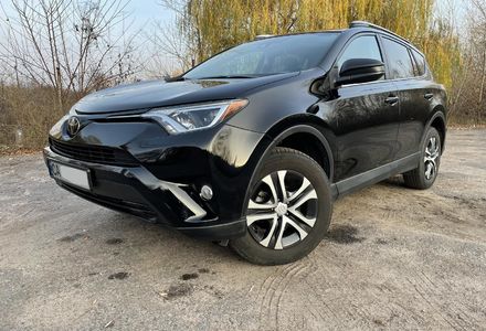 Продам Toyota Rav 4 LE  2018 года в Черкассах