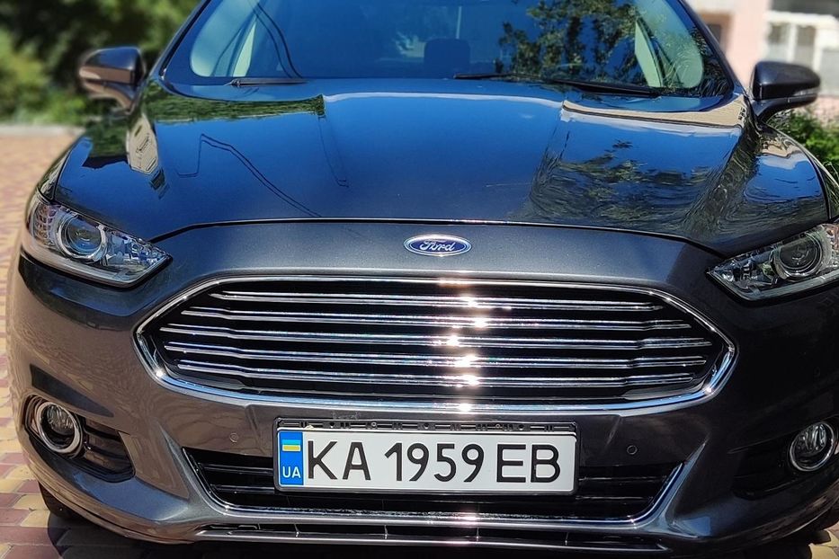 Продам Ford Fusion Titanium 2015 года в Киеве