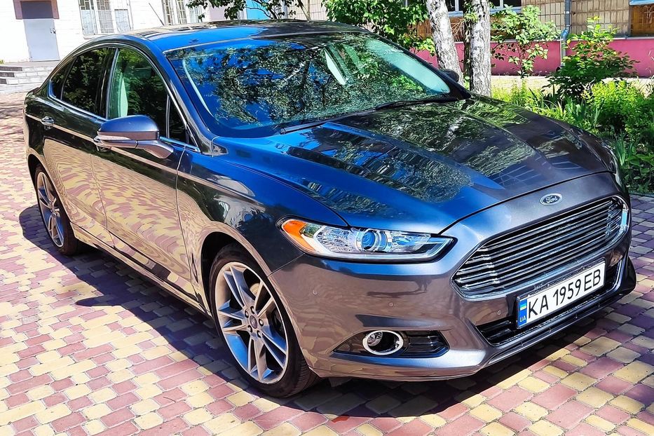 Продам Ford Fusion Titanium 2015 года в Киеве