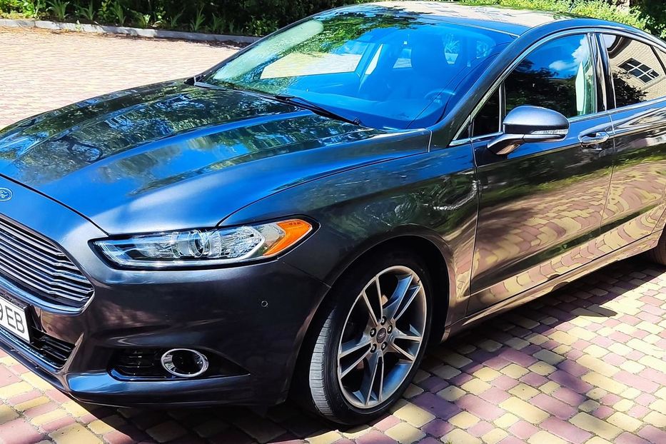 Продам Ford Fusion Titanium 2015 года в Киеве