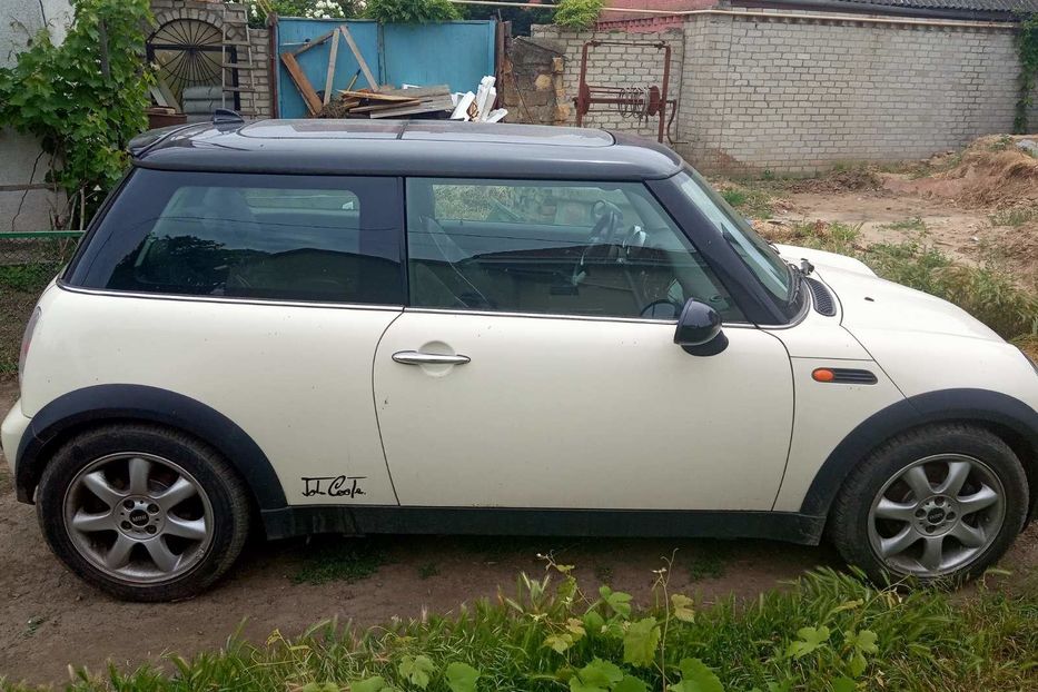 Продам MINI Cooper 2004 года в Одессе