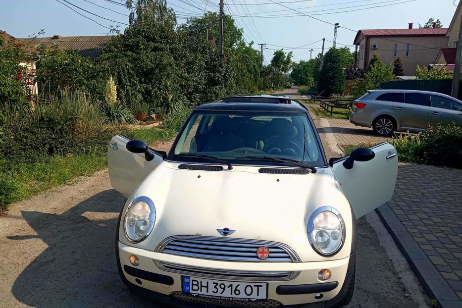 Продам MINI Cooper 2004 года в Одессе