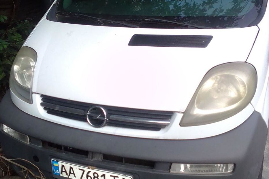 Продам Opel Vivaro пасс. 1.9 2005 года в Киеве