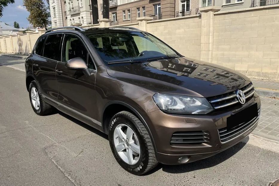 Продам Volkswagen Touareg NF 2013 года в Одессе