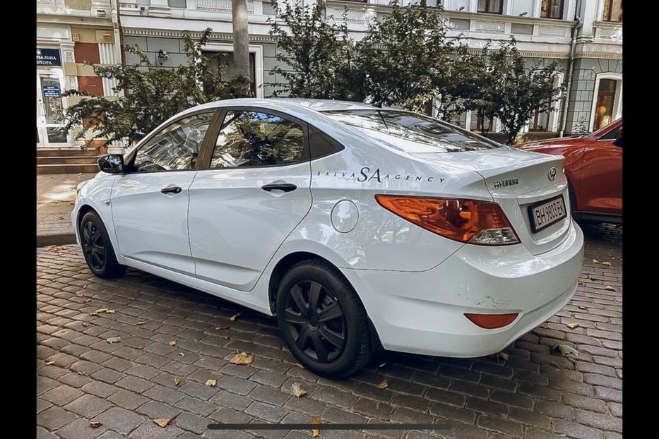 Продам Hyundai Accent  2013 года в Одессе