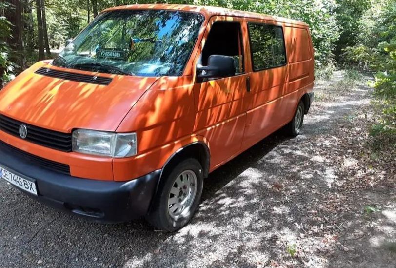 Продам Volkswagen T4 (Transporter) пасс. Дизель 1995 года в Днепре