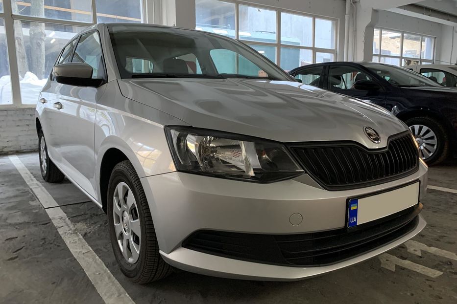 Продам Skoda Fabia 2017 года в Киеве