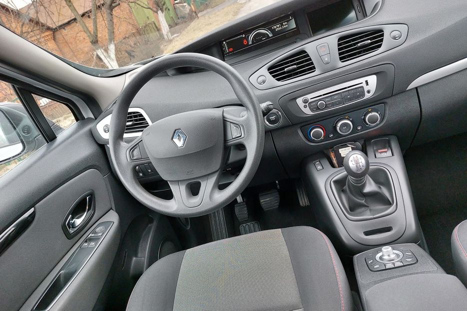 Продам Renault Scenic 2015 года в Хмельницком