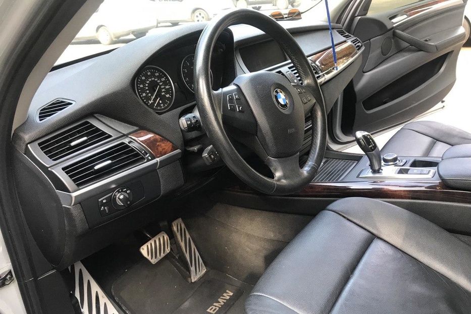 Продам BMW X5 2012 года в Киеве