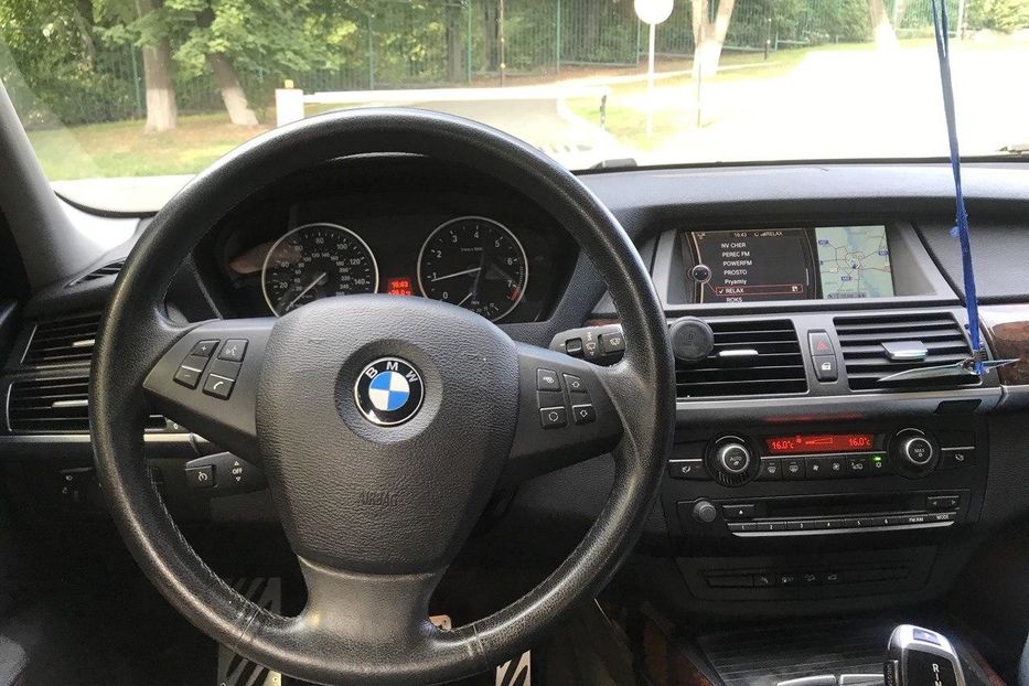 Продам BMW X5 2012 года в Киеве