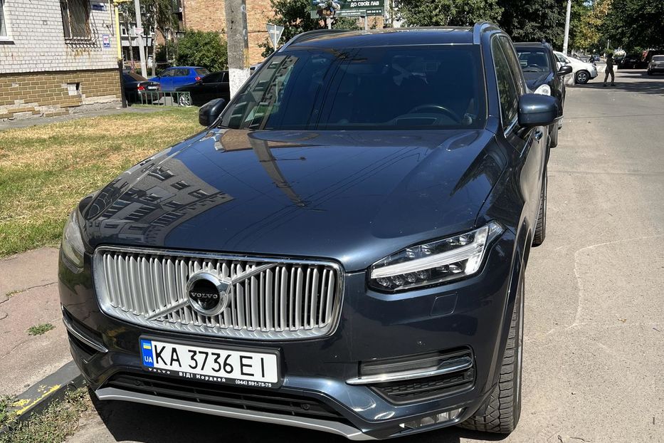 Продам Volvo XC90 Inscription 2018 года в Киеве