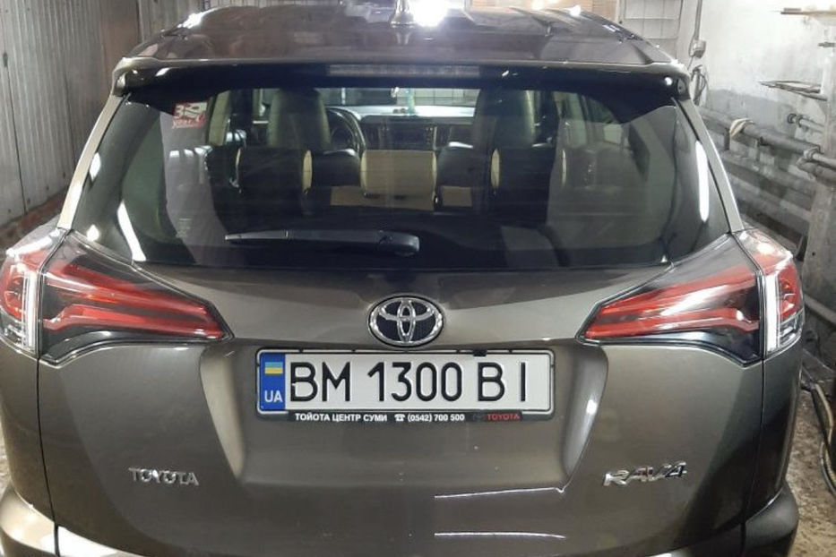 Продам Toyota Rav 4 2017 года в Сумах