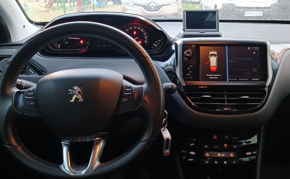 Продам Peugeot 208 Like 2017 года в Житомире