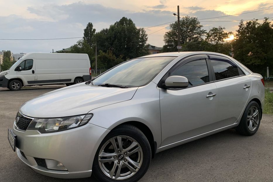 Продам Kia Cerato 2011 года в Киеве