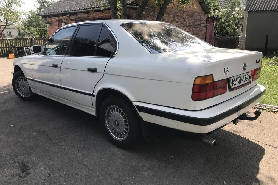 Продам BMW 520 1990 года в Житомире