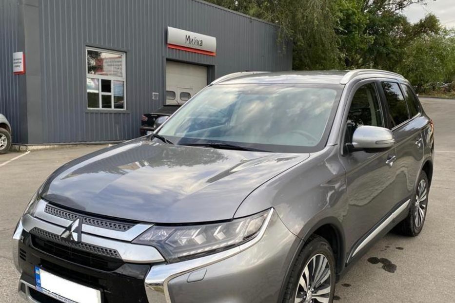 Продам Mitsubishi Outlander 2019 года в Днепре