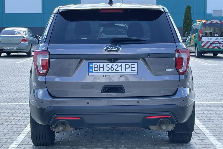 Продам Ford Explorer 2016 года в г. Южный, Одесская область