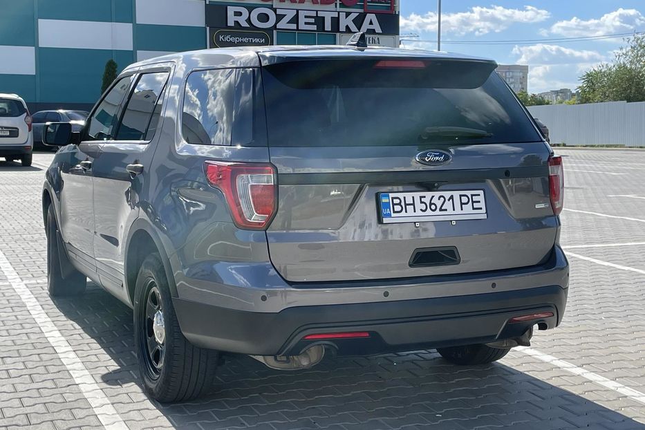 Продам Ford Explorer 2016 года в г. Южный, Одесская область