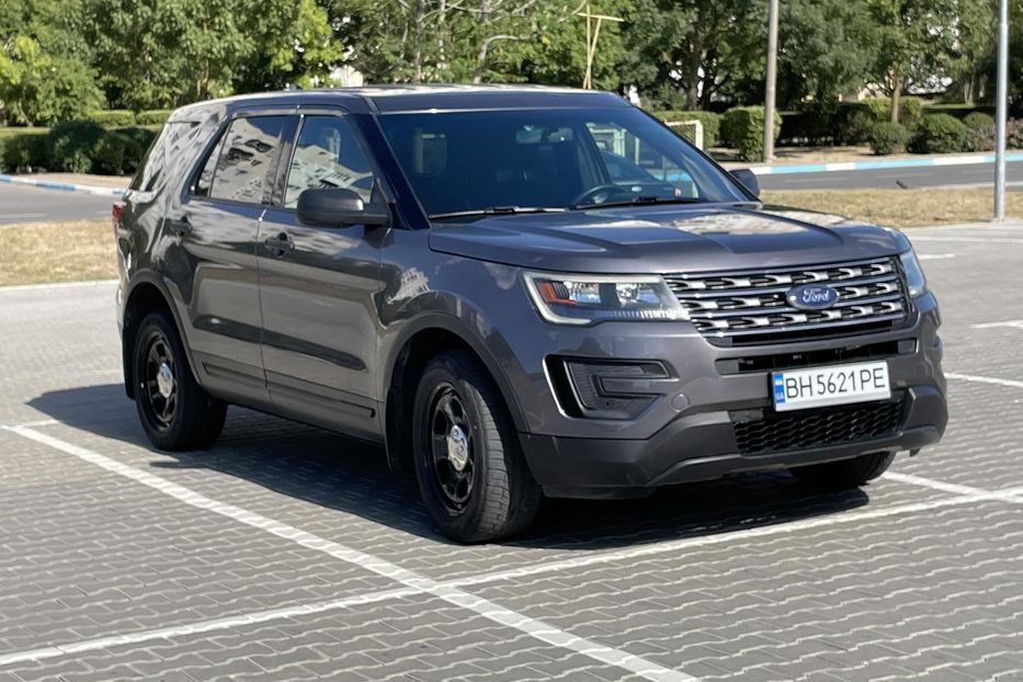 Продам Ford Explorer 2016 года в г. Южный, Одесская область