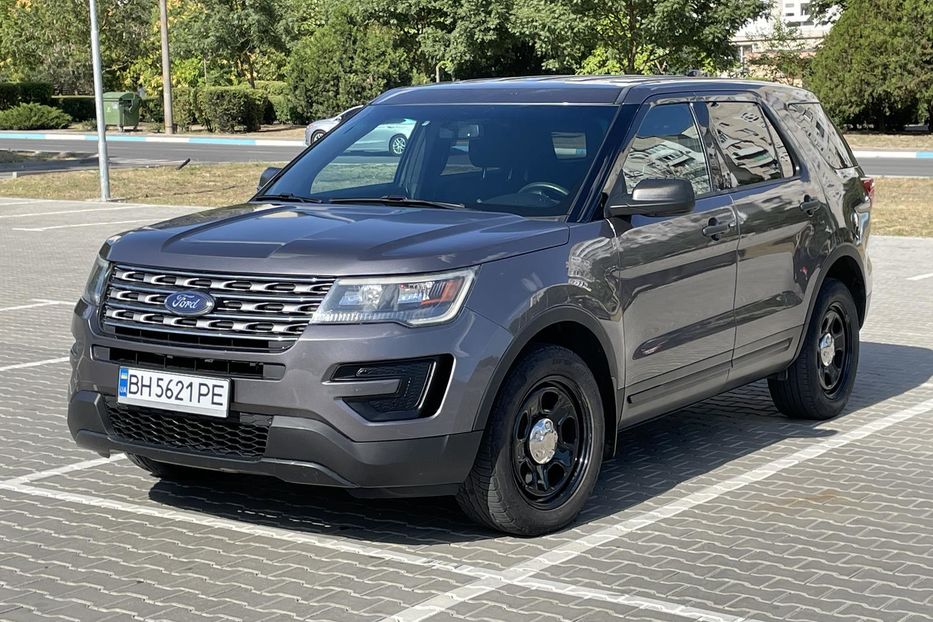 Продам Ford Explorer 2016 года в г. Южный, Одесская область