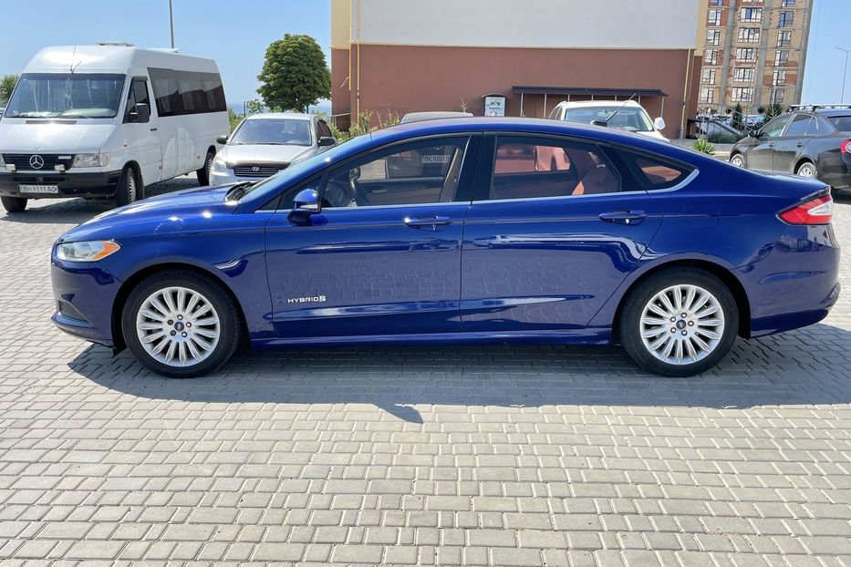 Продам Ford Fusion SE HYBRID  2013 года в г. Южный, Одесская область