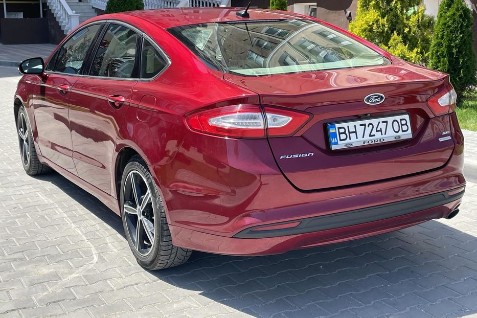 Продам Ford Fusion Se 2013 года в г. Южный, Одесская область