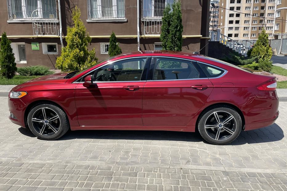 Продам Ford Fusion Se 2013 года в г. Южный, Одесская область