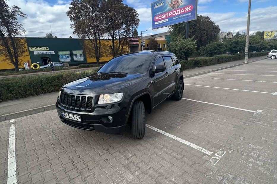 Продам Jeep Grand Cherokee 2011 года в Житомире