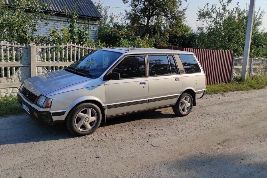 Продам Mitsubishi Space Wagon d04w 1990 года в г. Новоград-Волынский, Житомирская область