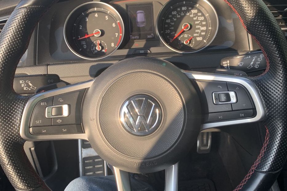 Продам Volkswagen Golf GTI MK7 2015 года в Киеве