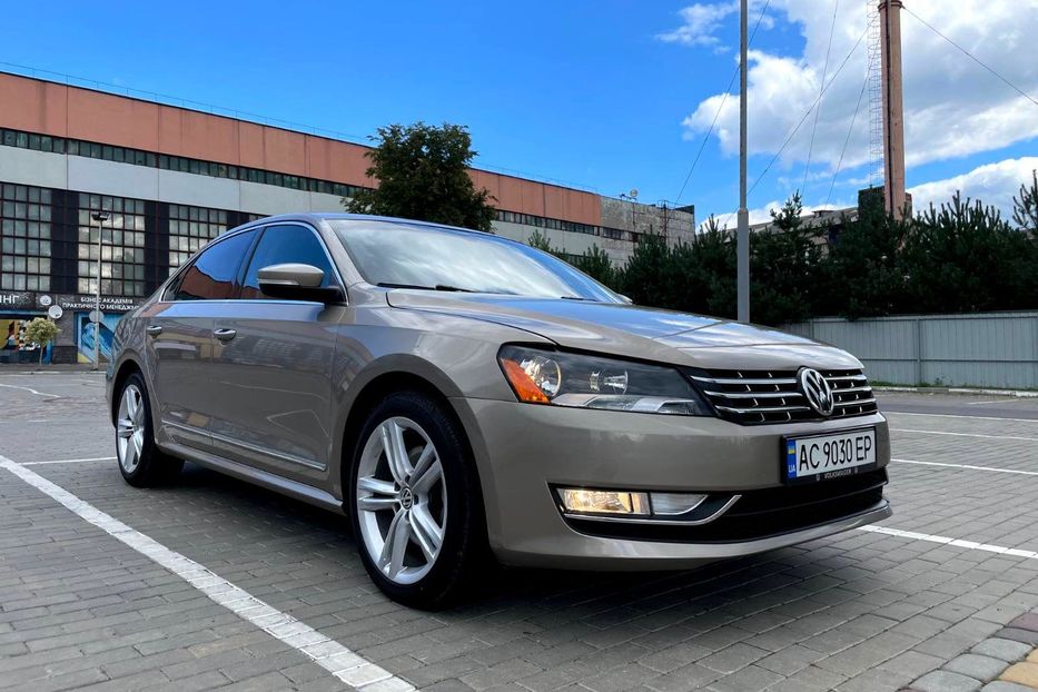 Продам Volkswagen Passat B7 SEL 2015 года в Луцке